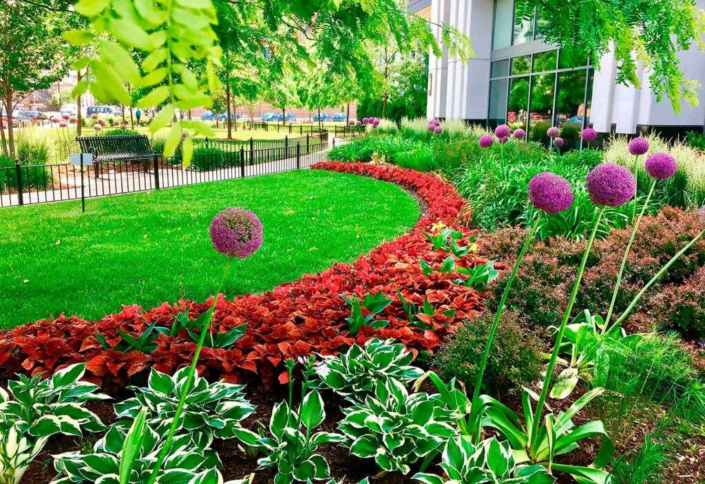 commercial landscaping company