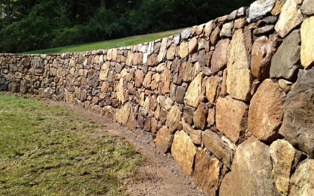 7 Mistakes to Avoid When Installing a Retaining Wall