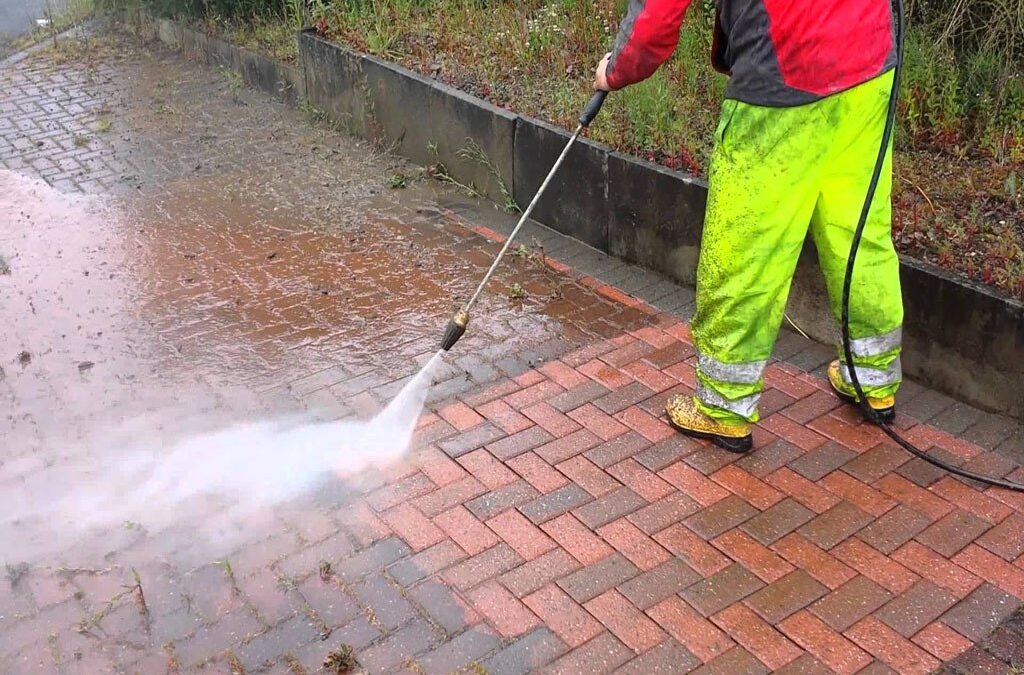 How to Tell When It’s Time to Power Wash Your Driveway